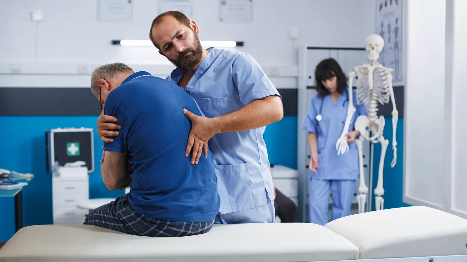 Spinal Decompression vs. Surgery: Pros, Cons & Which Is Right For You?
