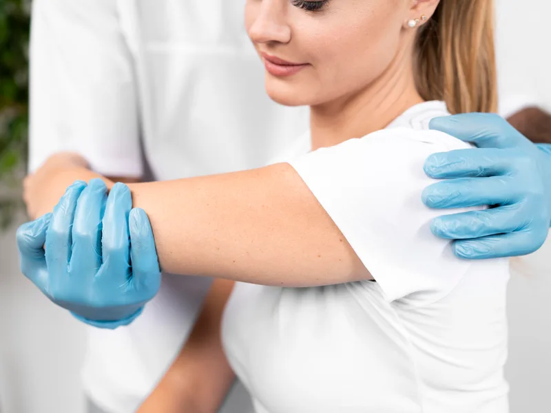 Chiropractic care for arm pain at Complete Chiropractic Sports & Wellness in Durham