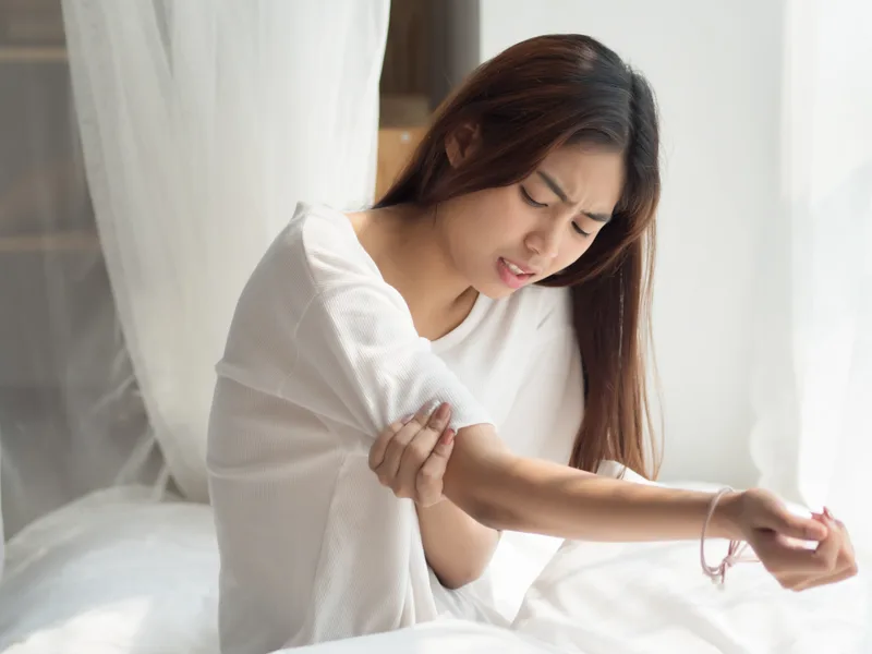 How Complete Chiropractic Sports & Wellness treats elbow pain in Durham