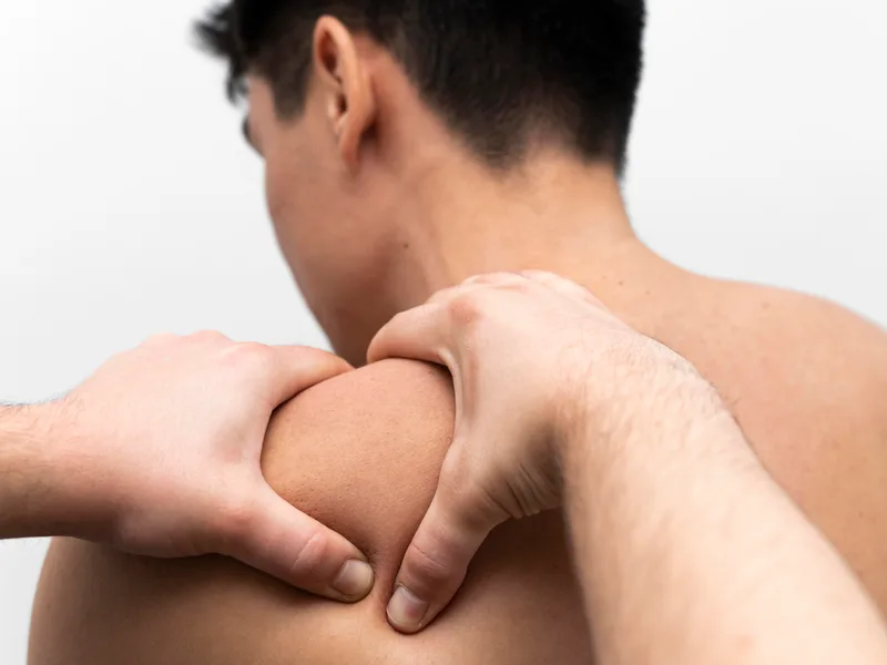 Chiropractic care for rotator cuff injury at Complete Chiropractic Sports & Wellness in Durham